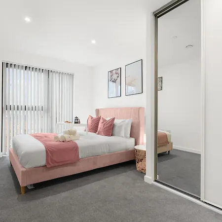 Pluxa Pink Amethyst - Sleek 2bathroom Fully Furnished Serviced *